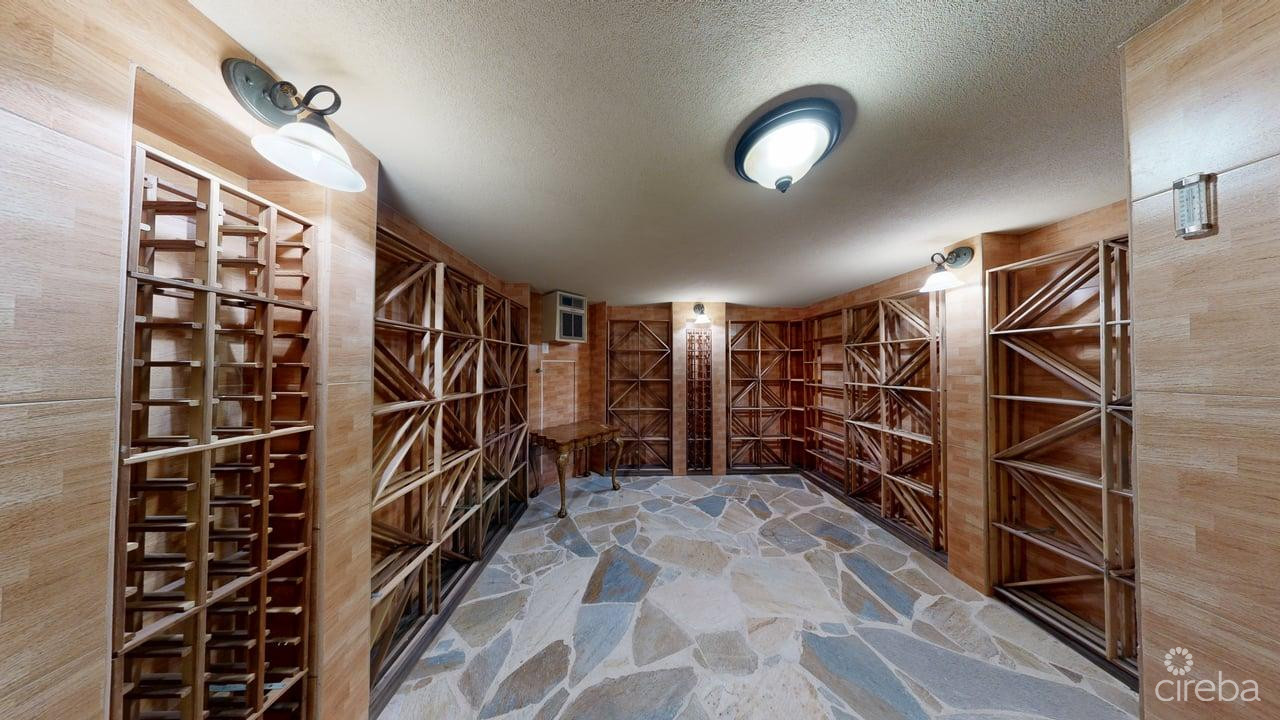 VISCAYA HOME, GOVERNOR’S HARBOUR CREEK