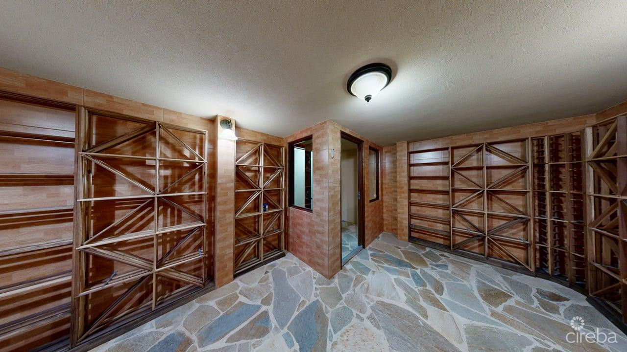 VISCAYA HOME, GOVERNOR’S HARBOUR CREEK