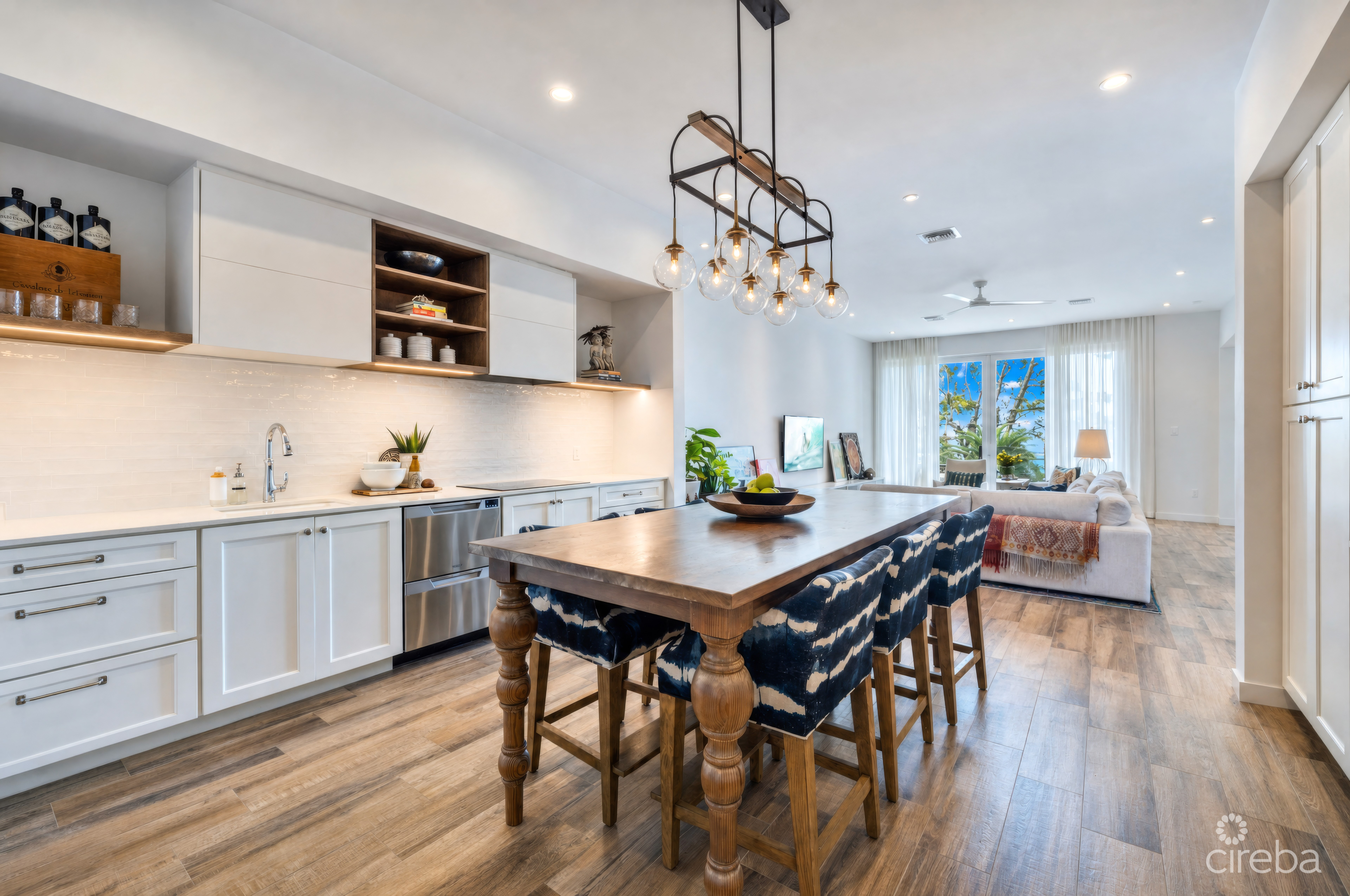 SHORE CLUB #4 STUNNING CONDO WITH UNOBSTRUCTED OCEAN VIEWS