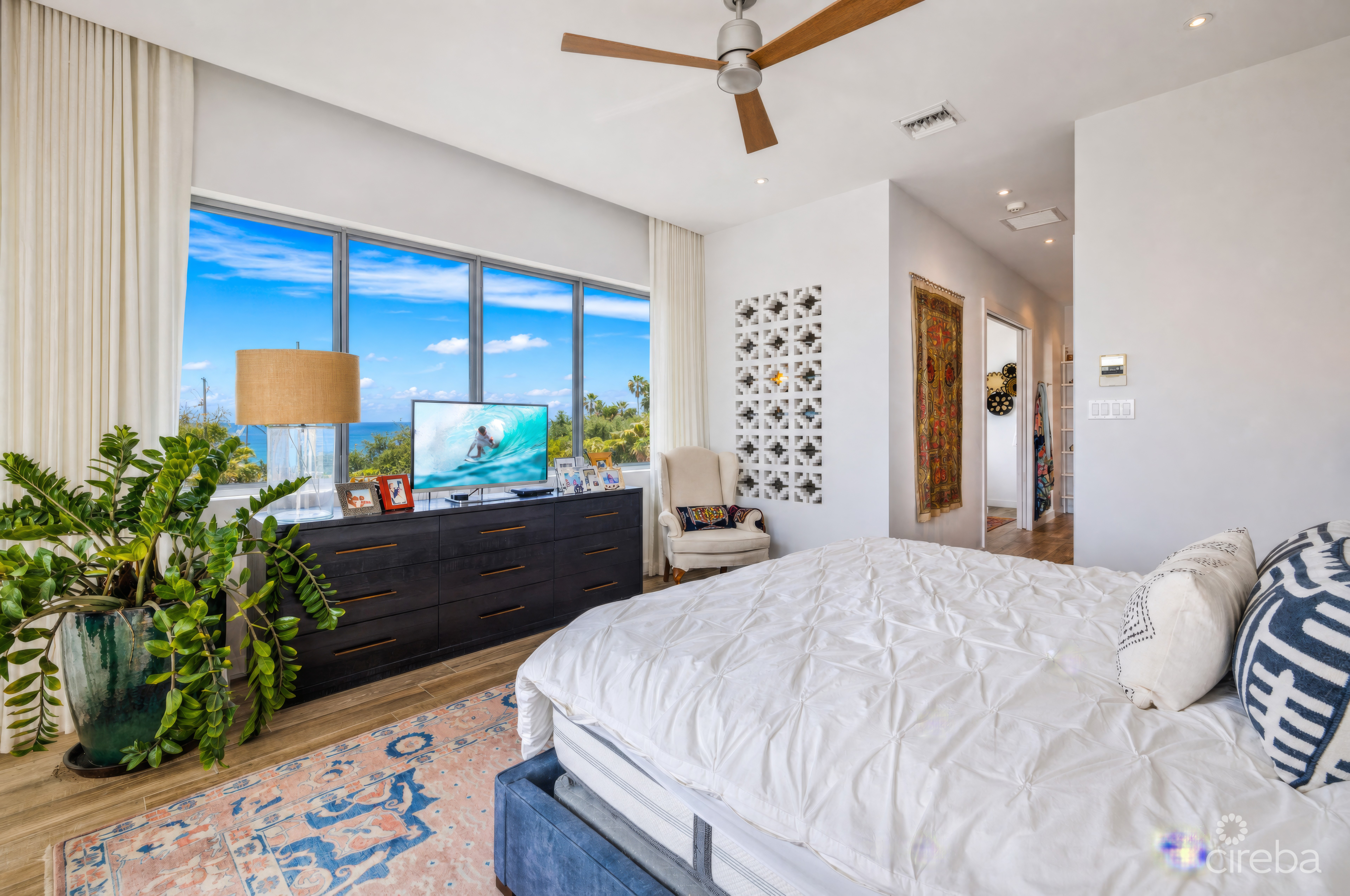 SHORE CLUB #4 STUNNING CONDO WITH UNOBSTRUCTED OCEAN VIEWS