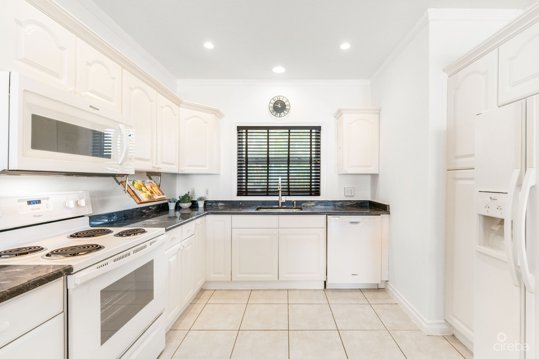 OCEANFRONT GROUND FLOOR OCEAN POINTE VILLAS