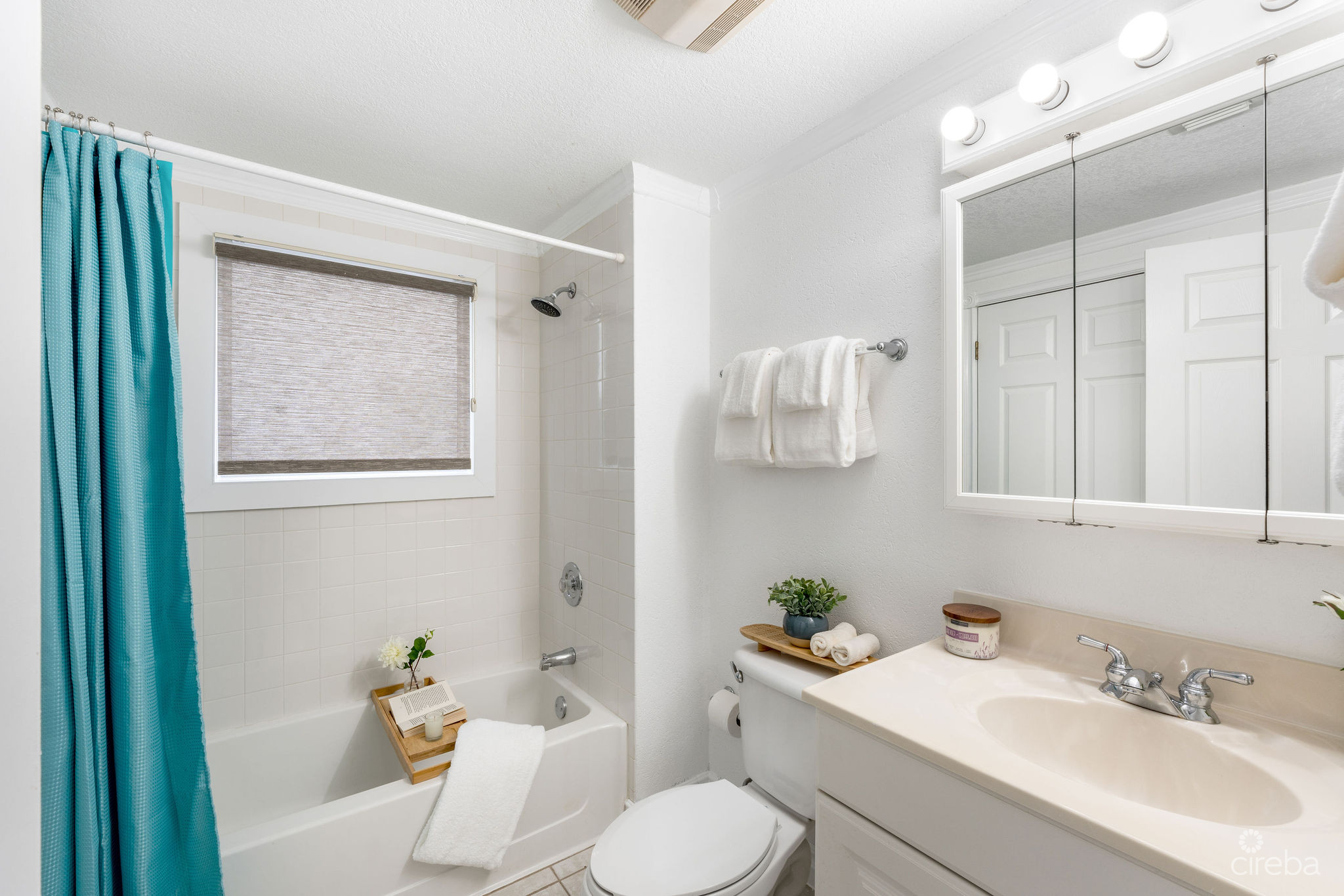 OCEANFRONT GROUND FLOOR OCEAN POINTE VILLAS