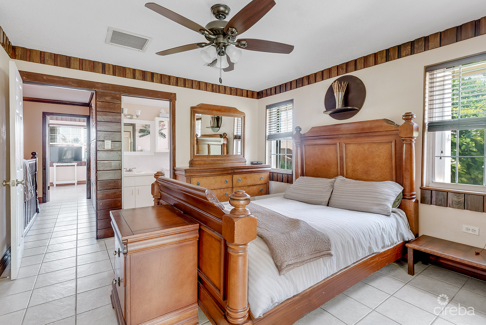 OCEAN CLUB – RENOVATED 2 BED/2.5BATH CORNER UNIT