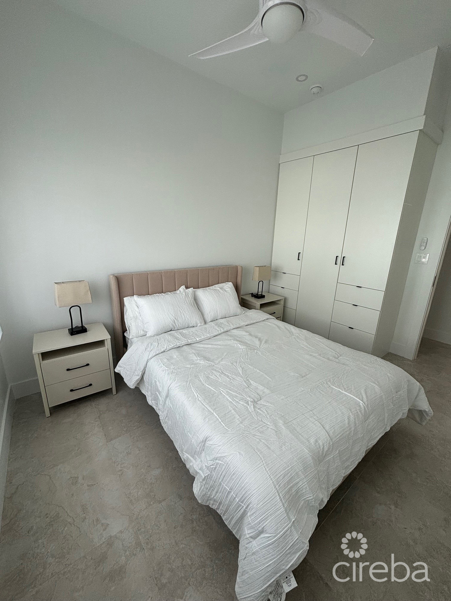 THE MEADOWS PHASE 2 – SEAGRAPE 1 BEDROOM
