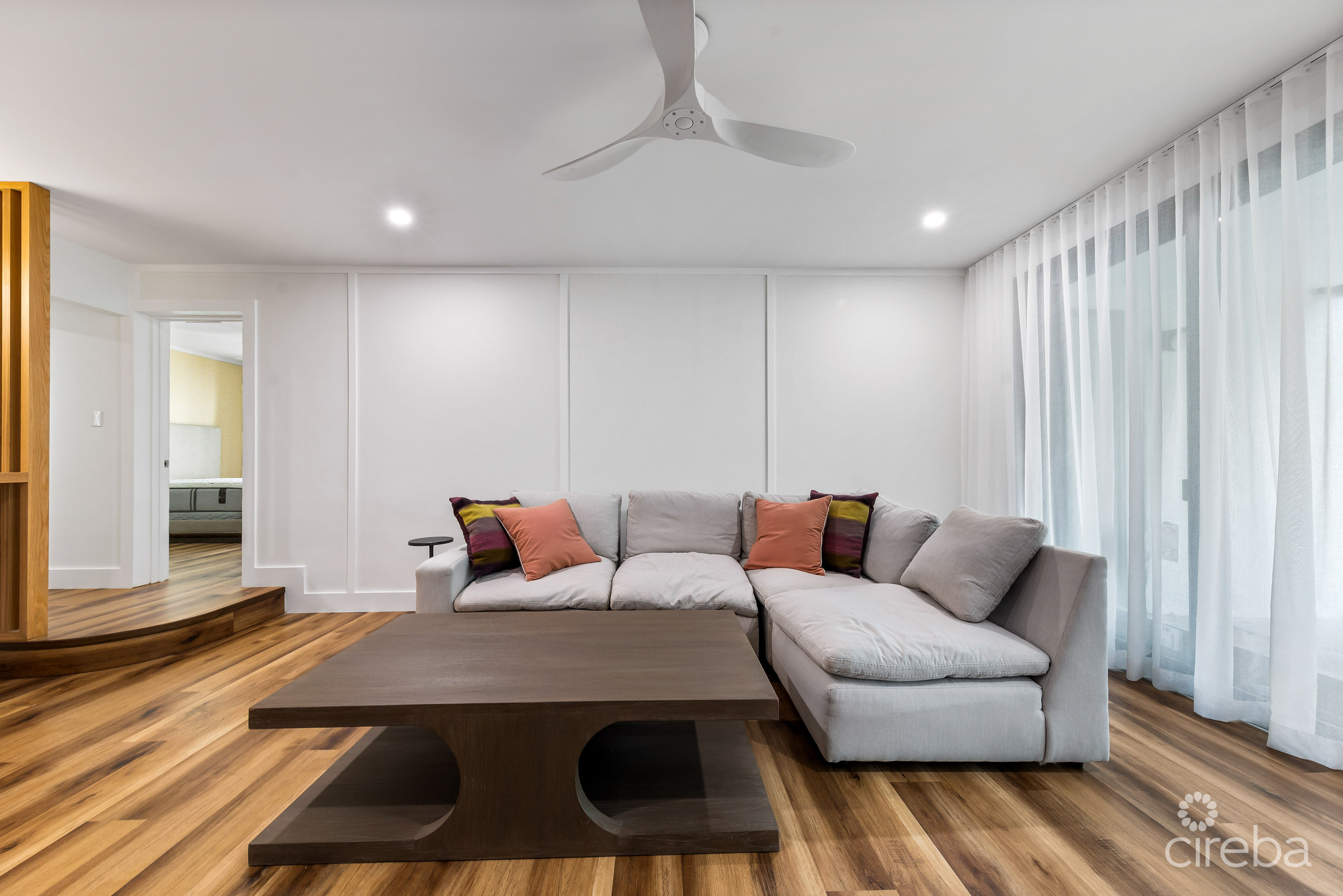 #4 VILLAS PAPPAGALLO – RENOVATED 1 BED / 1 BATH