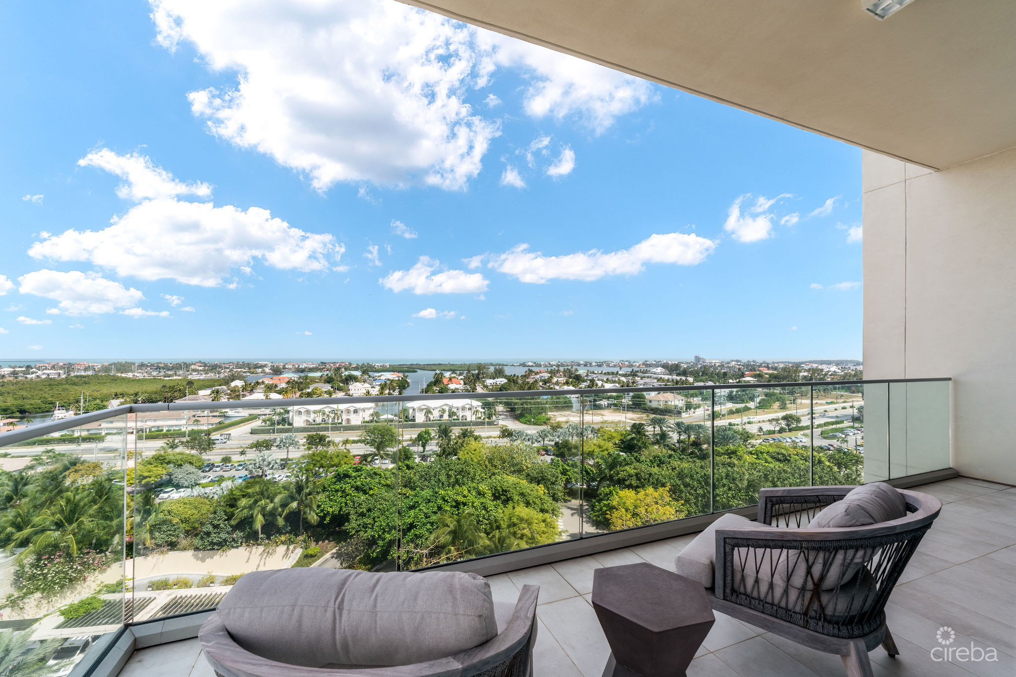 SEAFIRE PENTHOUSE N802