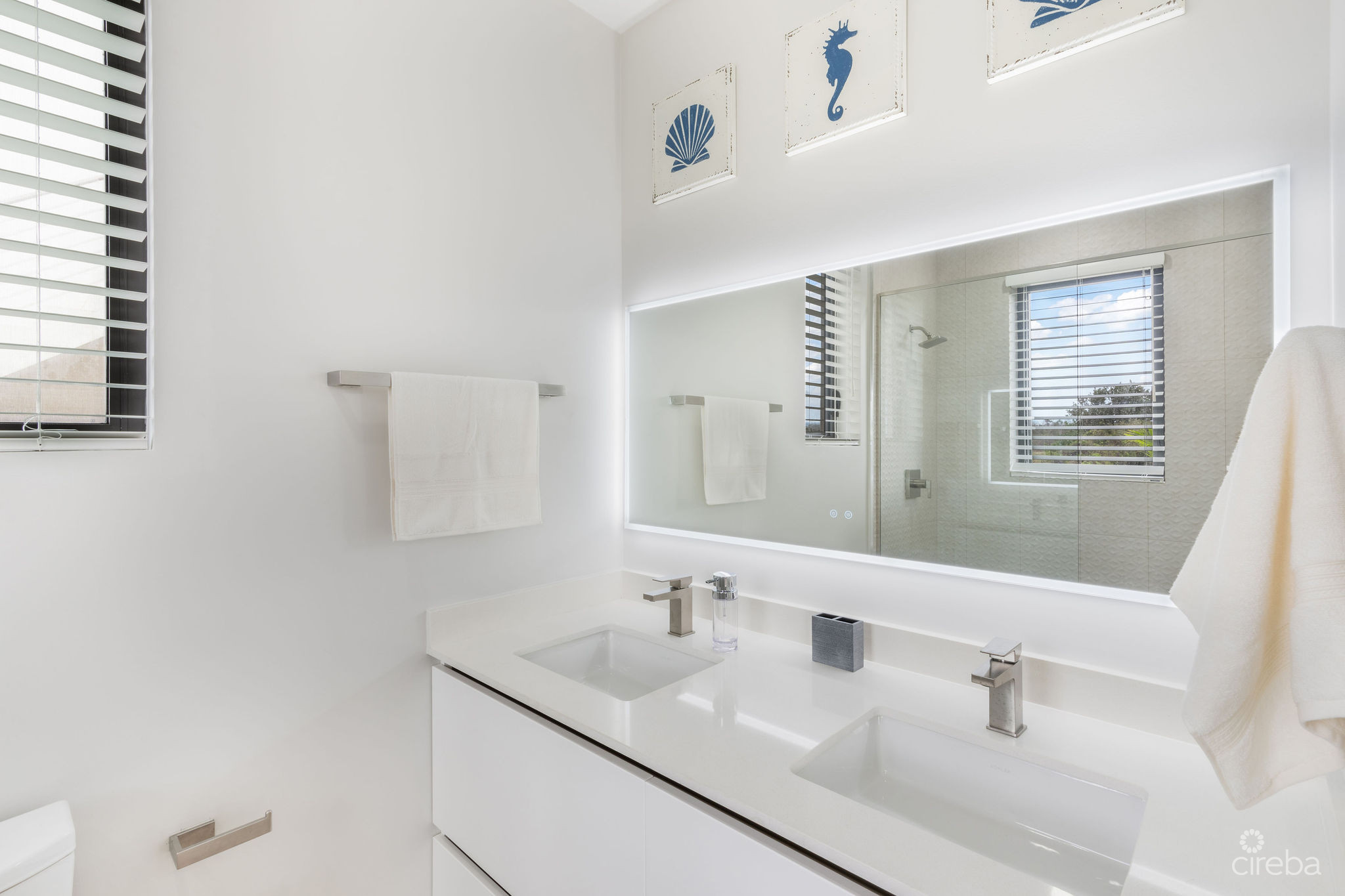 SILVER REEF RESIDENCES UNIT 3