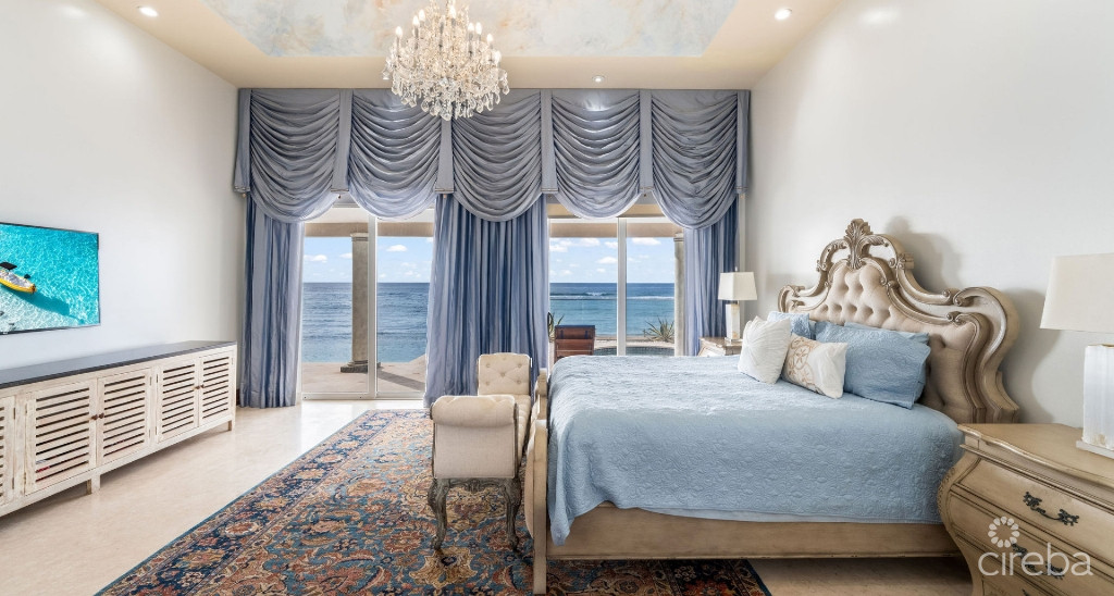 VILLA D’ESTE – PROSPECT POINT WATERFRONT HOME