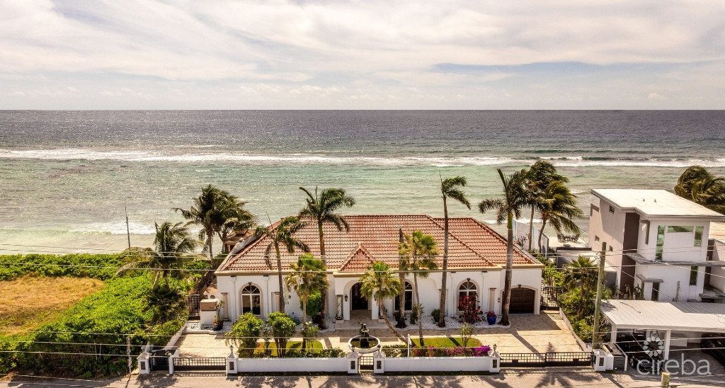 VILLA D’ESTE – PROSPECT POINT WATERFRONT HOME