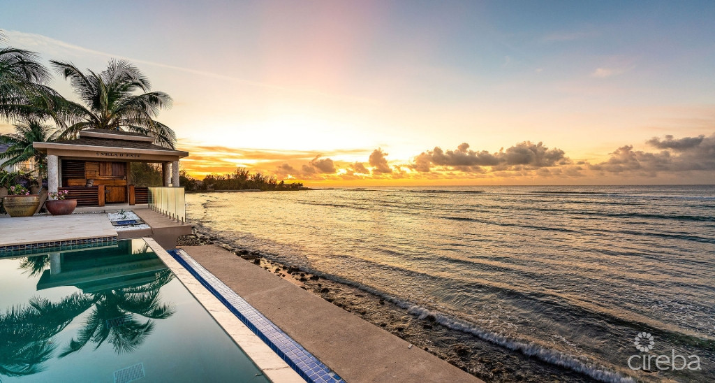 VILLA D’ESTE – PROSPECT POINT WATERFRONT HOME