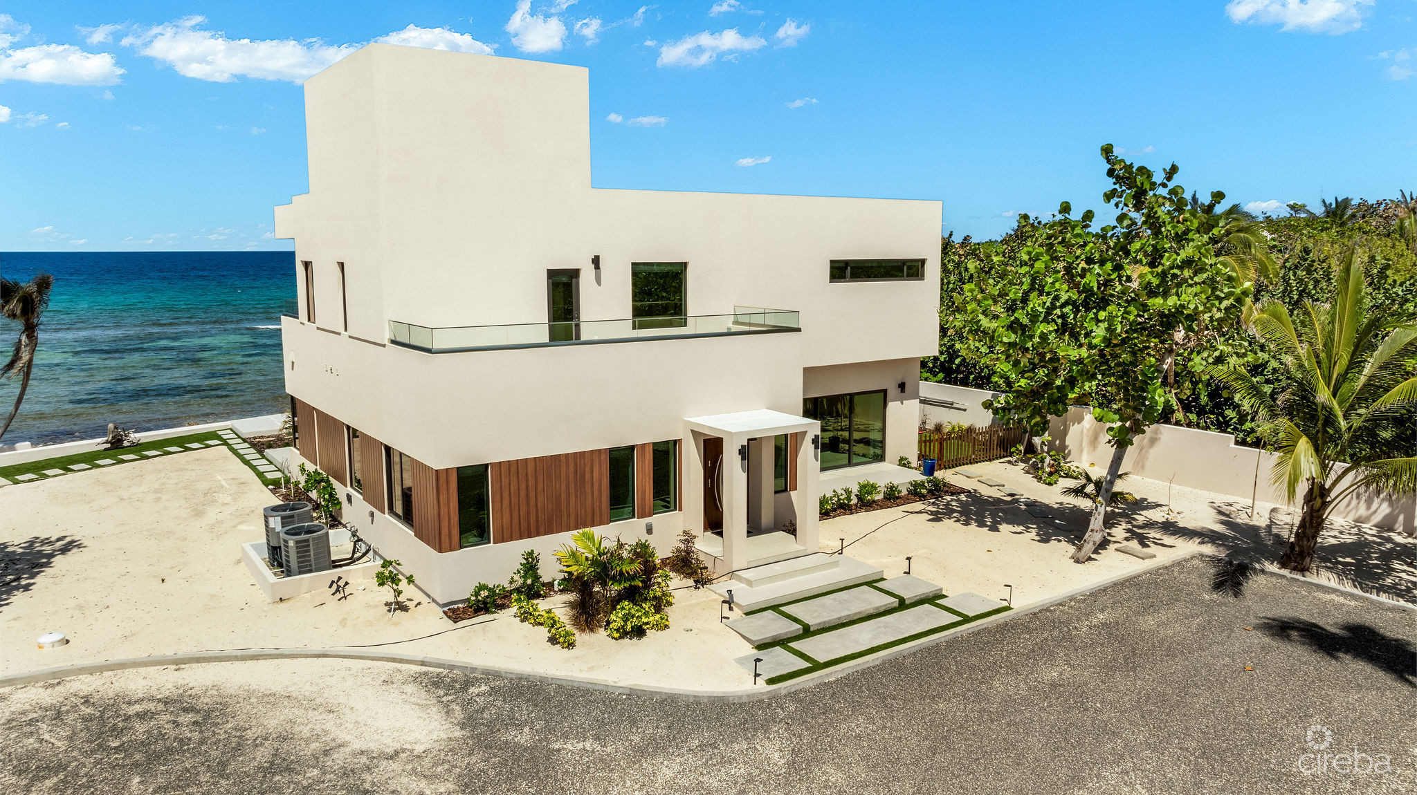 HALCYON POINT – EXPERIENCE  LUXURY FIRSTHAND