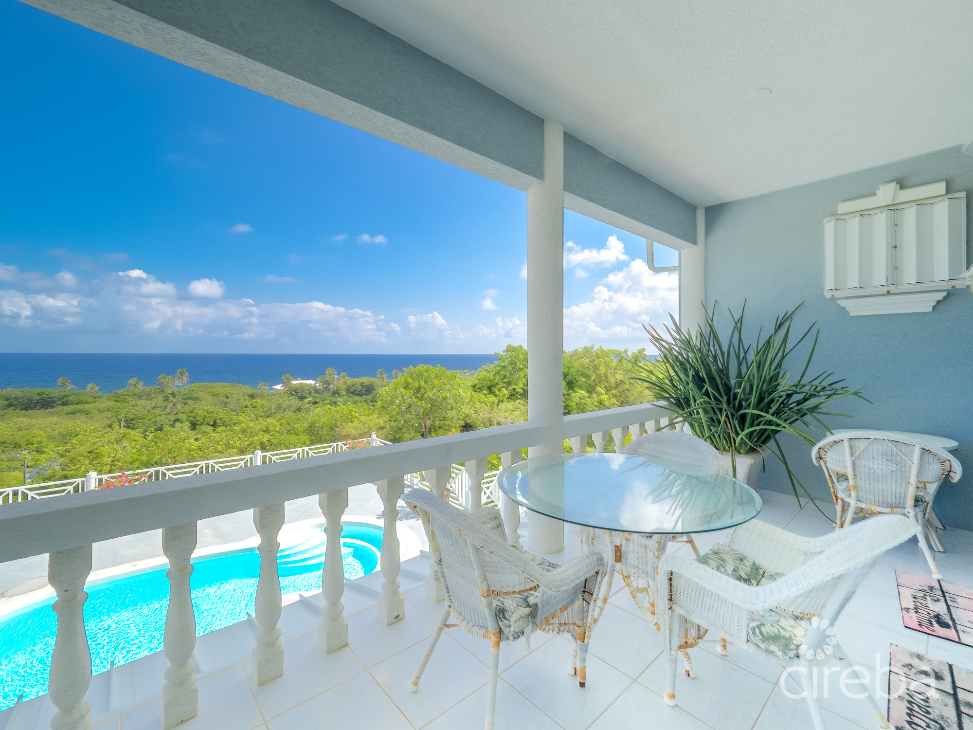 CARIBBEAN DREAM RETREAT WITH AWE-INSPIRING OCEAN VIEWS