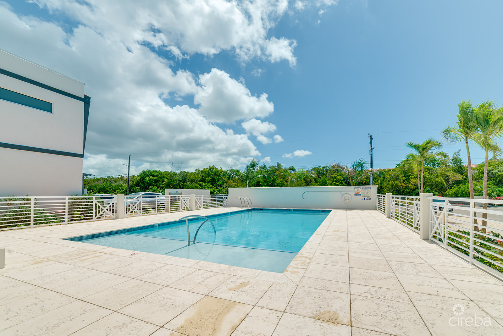 MANTRAS 2 BEDROOM TOWNHOME SOUTH SOUND