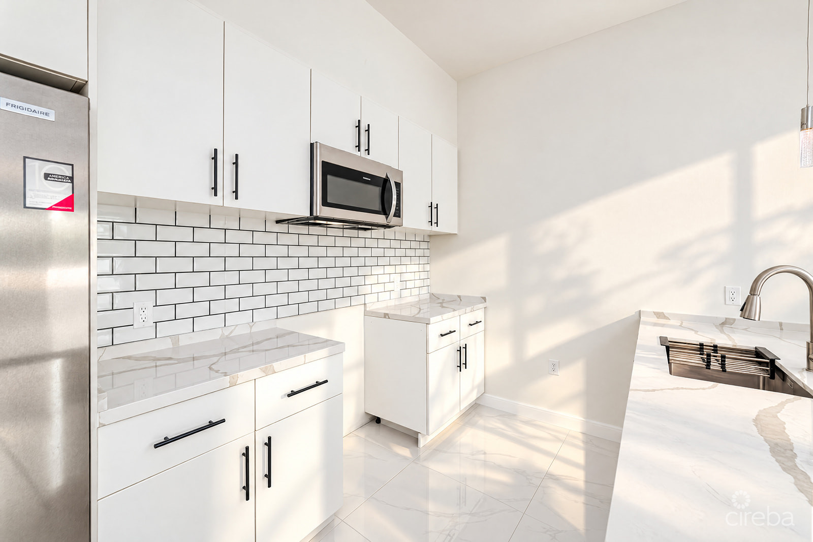 NORTH PALM HEIGHTS - END UNIT #7