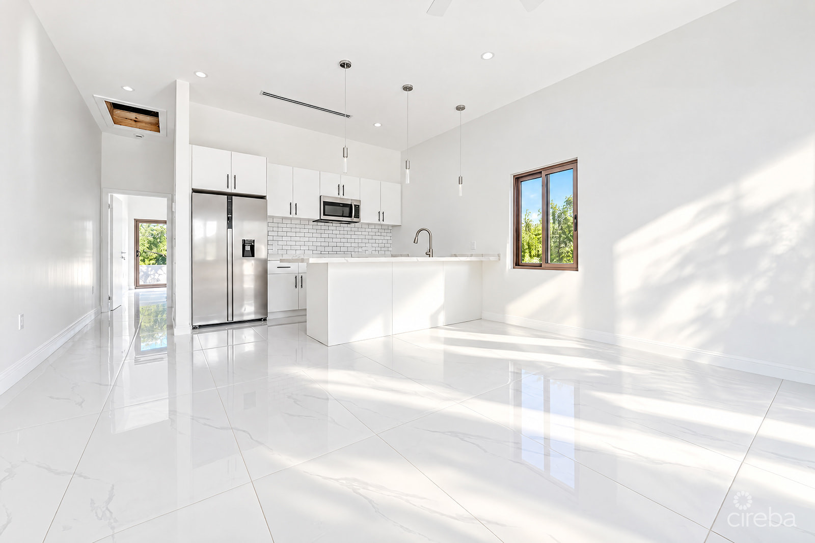 NORTH PALM HEIGHTS - END UNIT #7