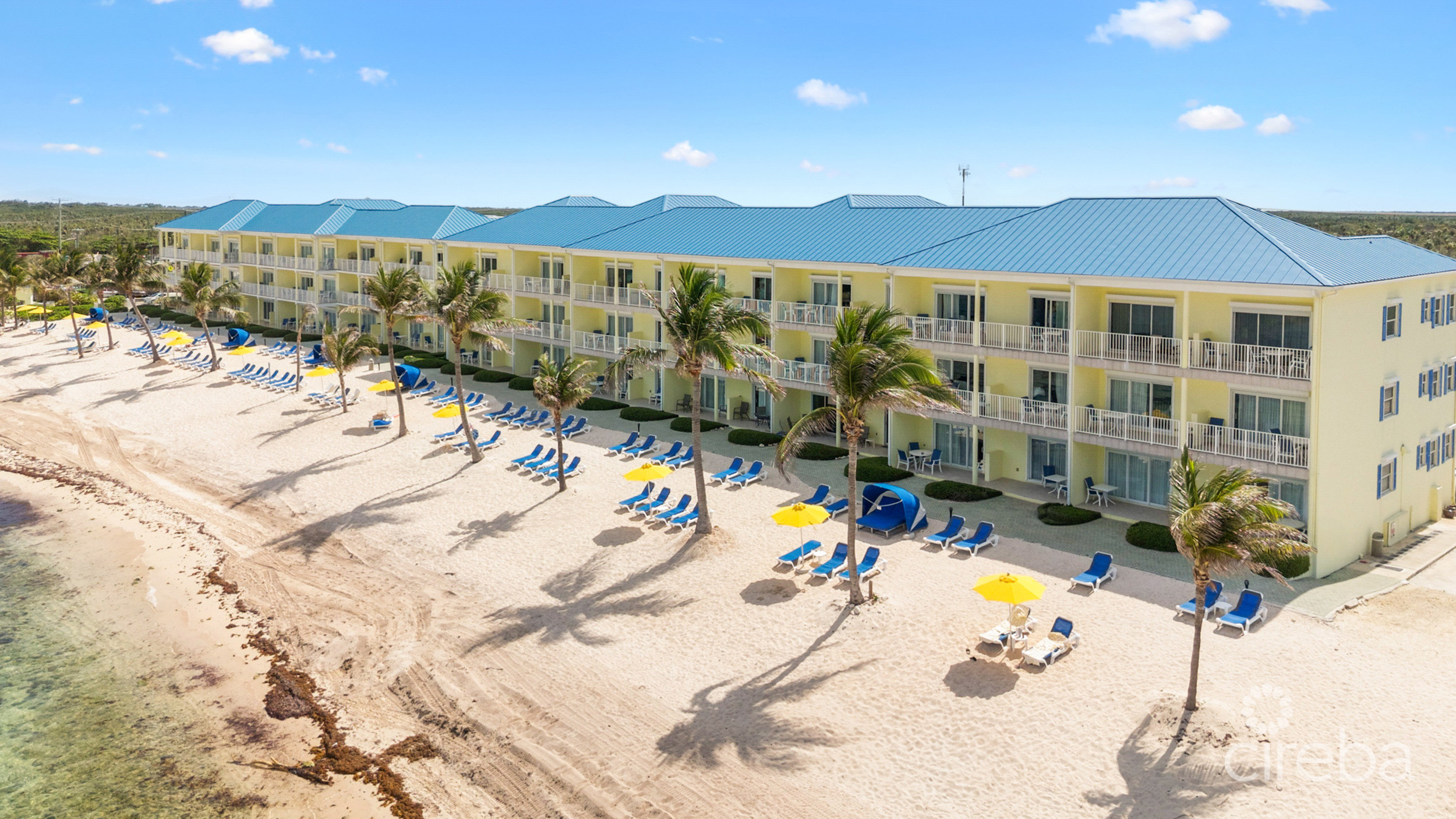 CASTAWAY COVE - 2 BED BEACHFRONT CONDO