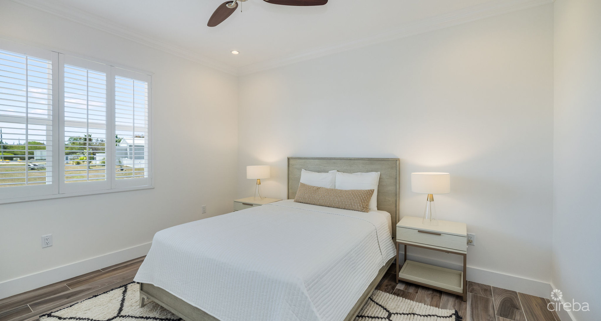 THE SHORES FAMILY HOME