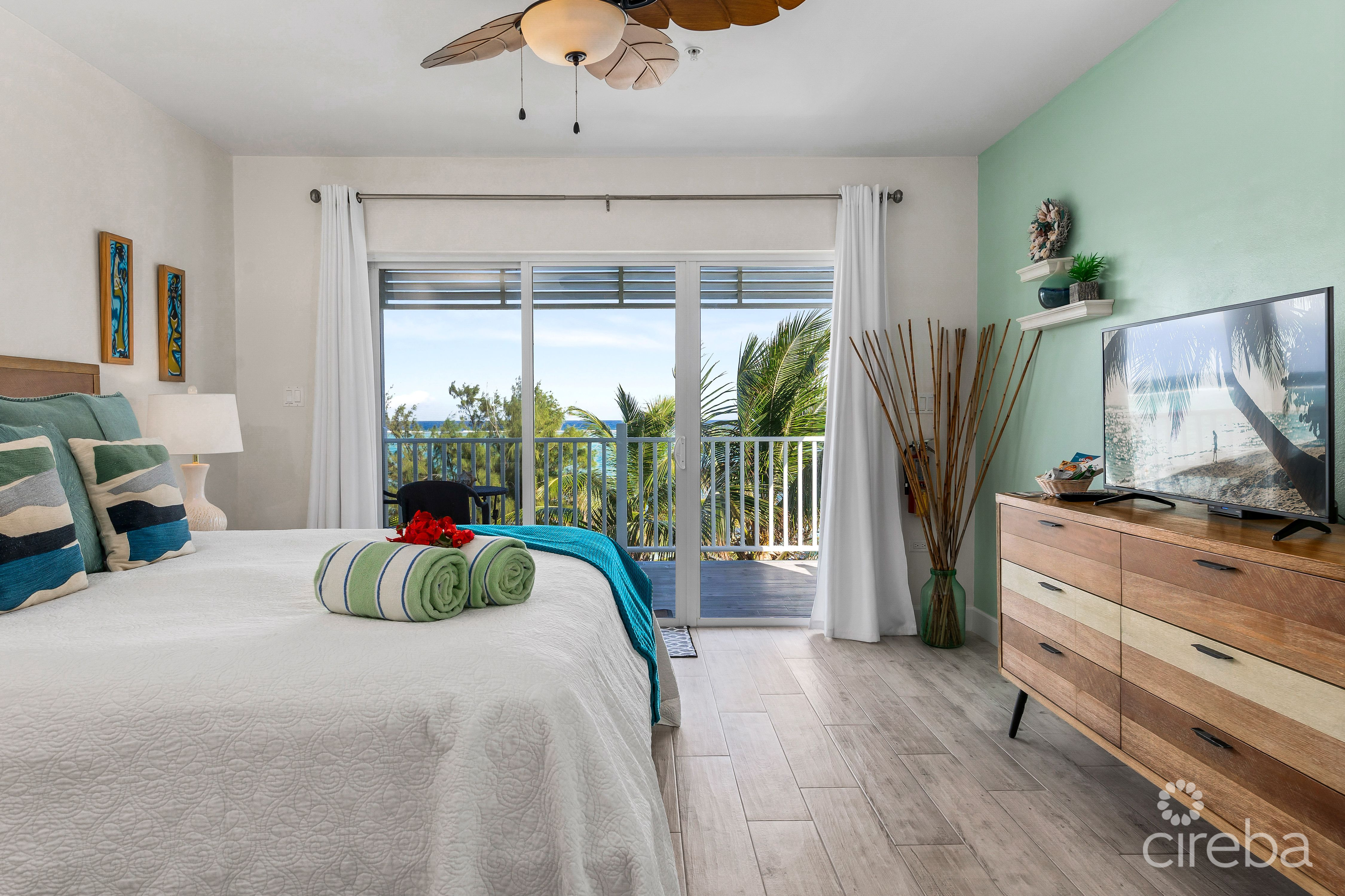 THE COTTAGES IN EAST END ~ BOUTIQUE HOTEL