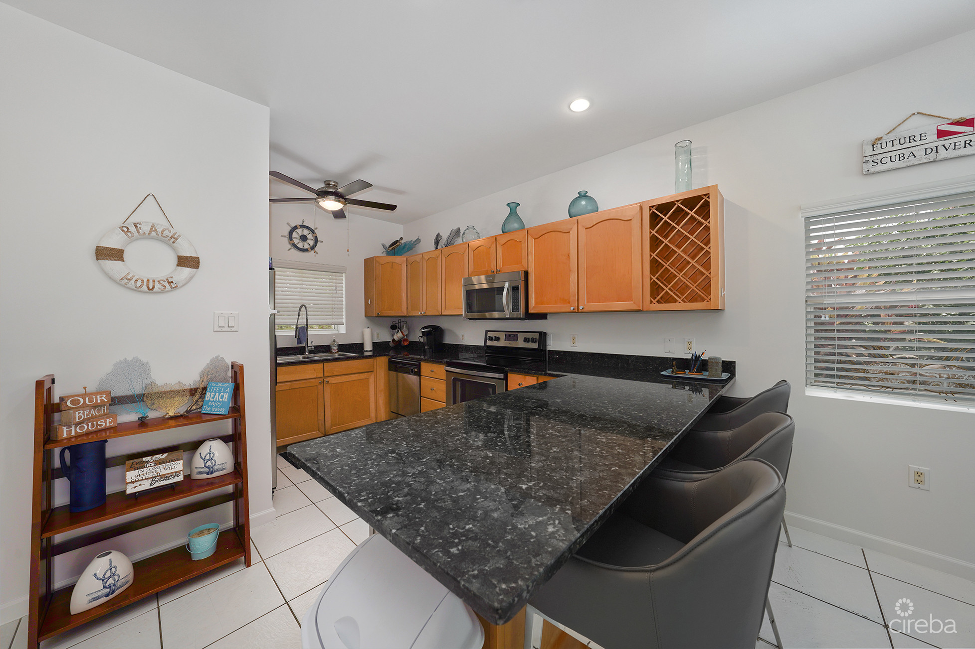 COCONUT BAY 118
