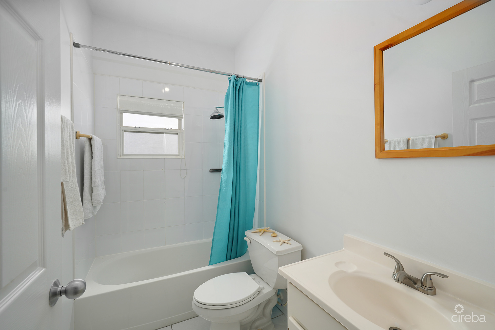COCONUT BAY 118