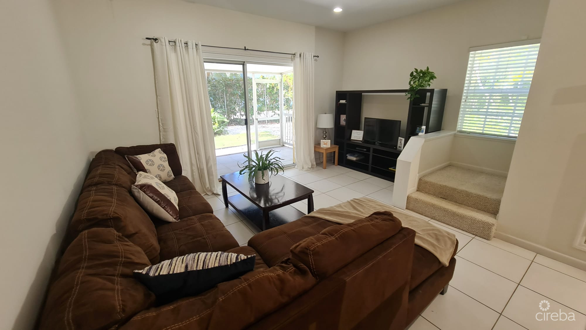 2 BED 2.5 BATH END UNIT – HOPE SPRINGS – GEORGE TOWN