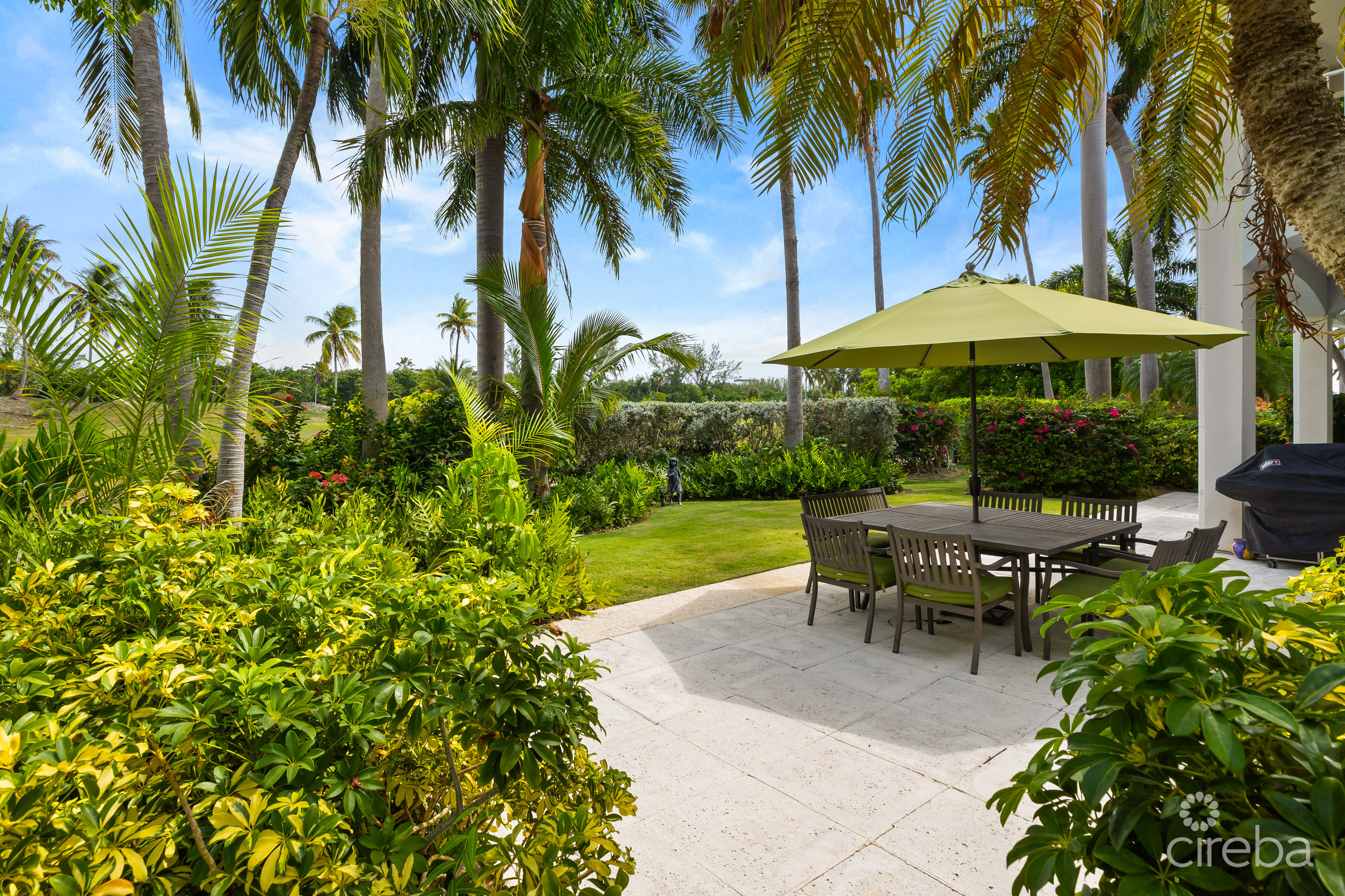 BRITANNIA KING’S COURT VILLA 1004 | GARAGES | WITH DOCK