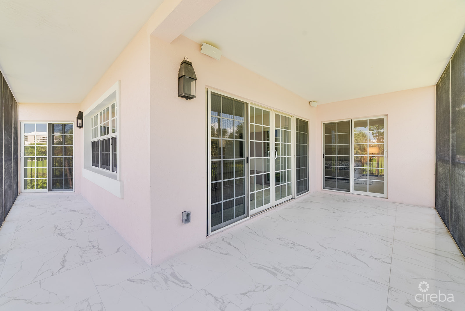 BRITANNIA LIONS COURT #324 – ELEGANT 3-BEDROOM CORNER UNIT | 2,100 SQFT | GOLF COURSE VIEWS