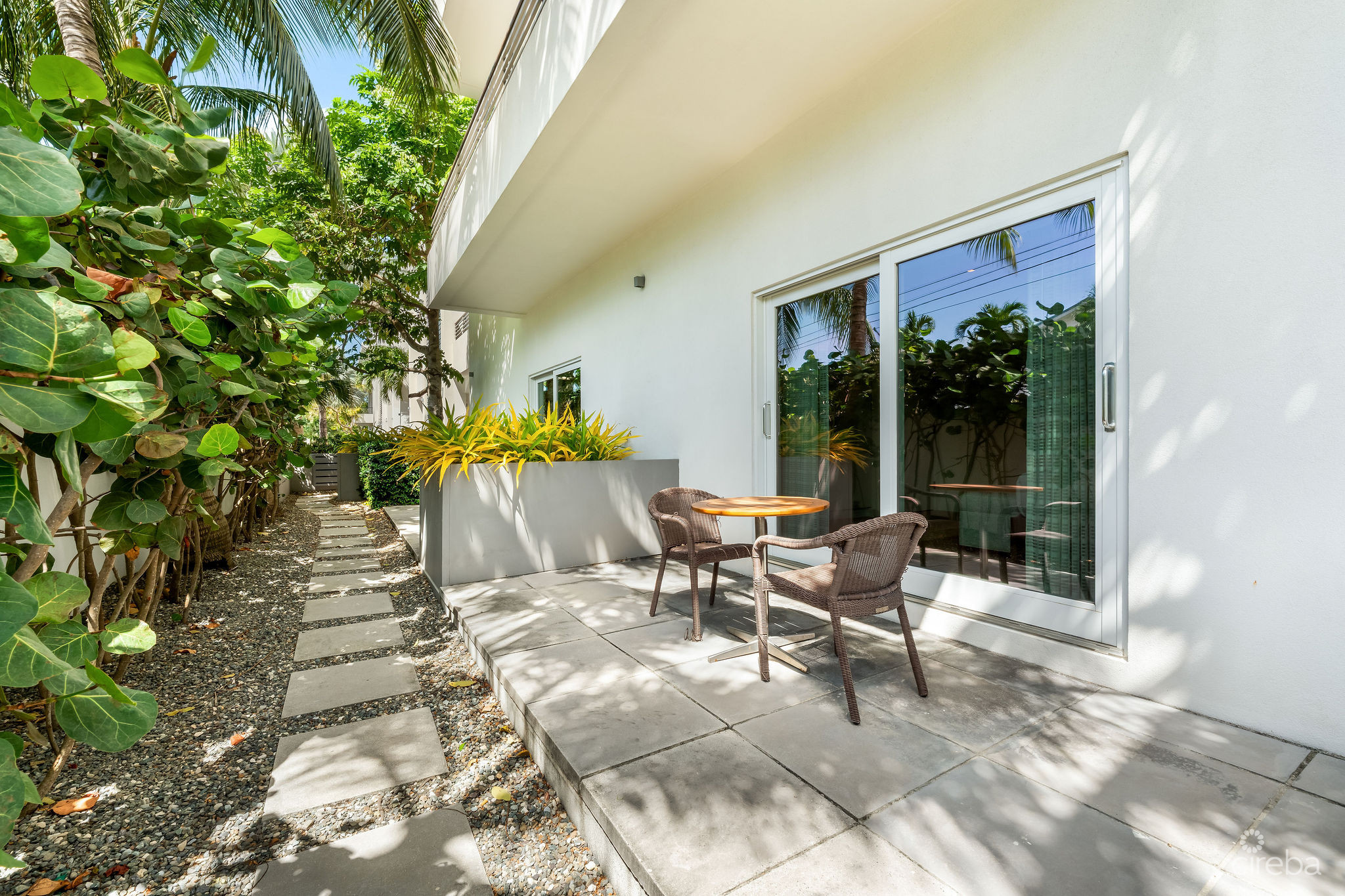 OCEANA 105 – GRAND TERRACE OCEANFRONT RESIDENCE