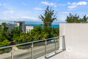 BAHIA  12 – 3 BED 3.5 BATH W FAMILY ROOM / BEDROOM