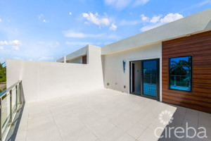 BAHIA  12 – 3 BED 3.5 BATH W FAMILY ROOM / BEDROOM