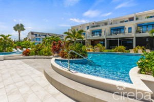 BAHIA  12 – 3 BED 3.5 BATH W FAMILY ROOM / BEDROOM