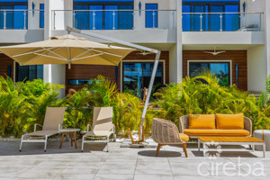 BAHIA  12 – 3 BED 3.5 BATH W FAMILY ROOM / BEDROOM