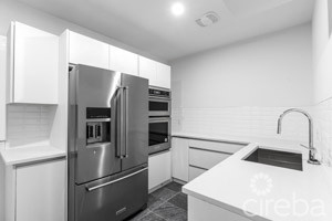 BAHIA  12 – 3 BED 3.5 BATH W FAMILY ROOM / BEDROOM