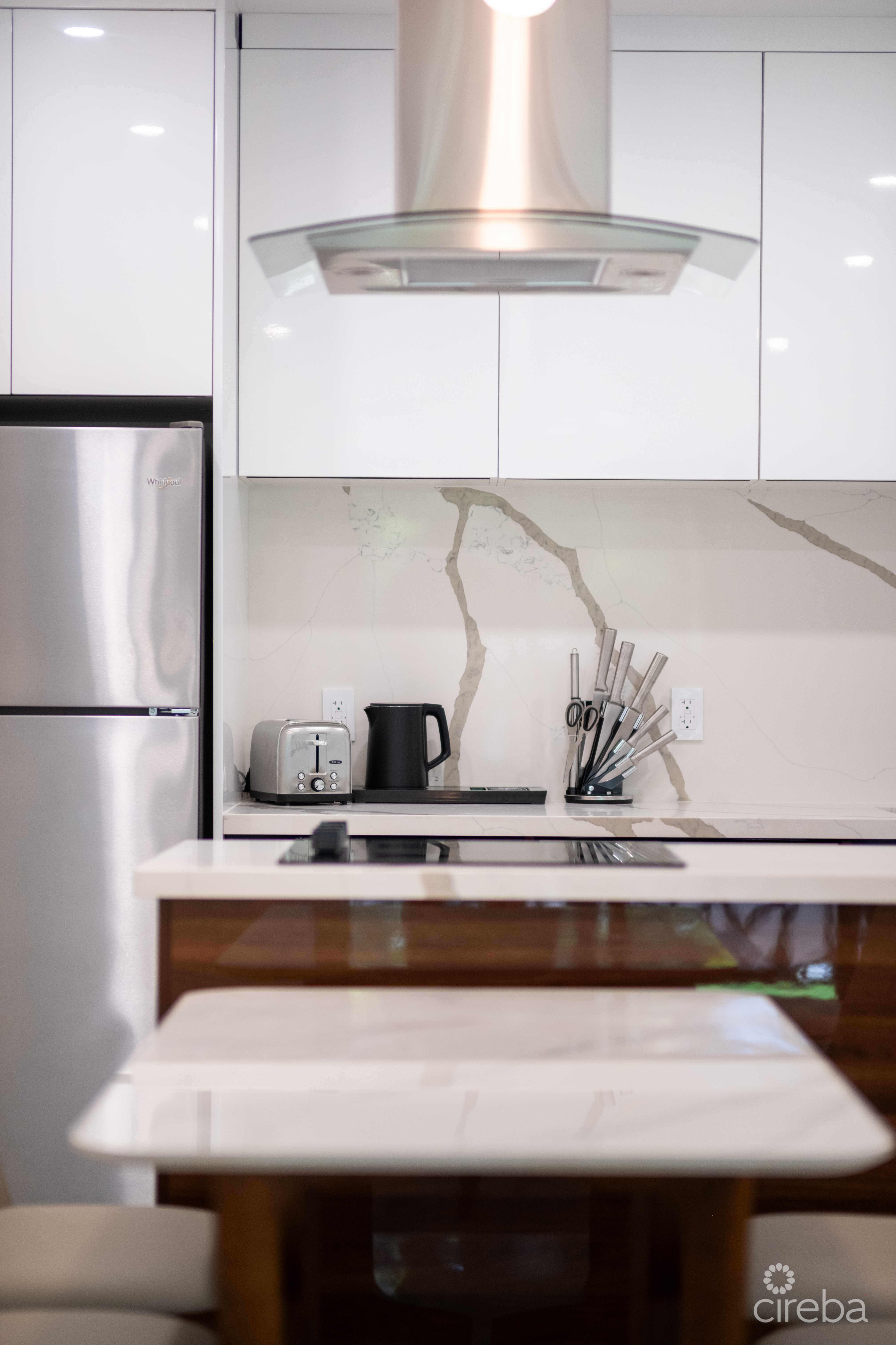 ARZA NEWLY BUILT 2BED + DEN  – MOVE IN READY