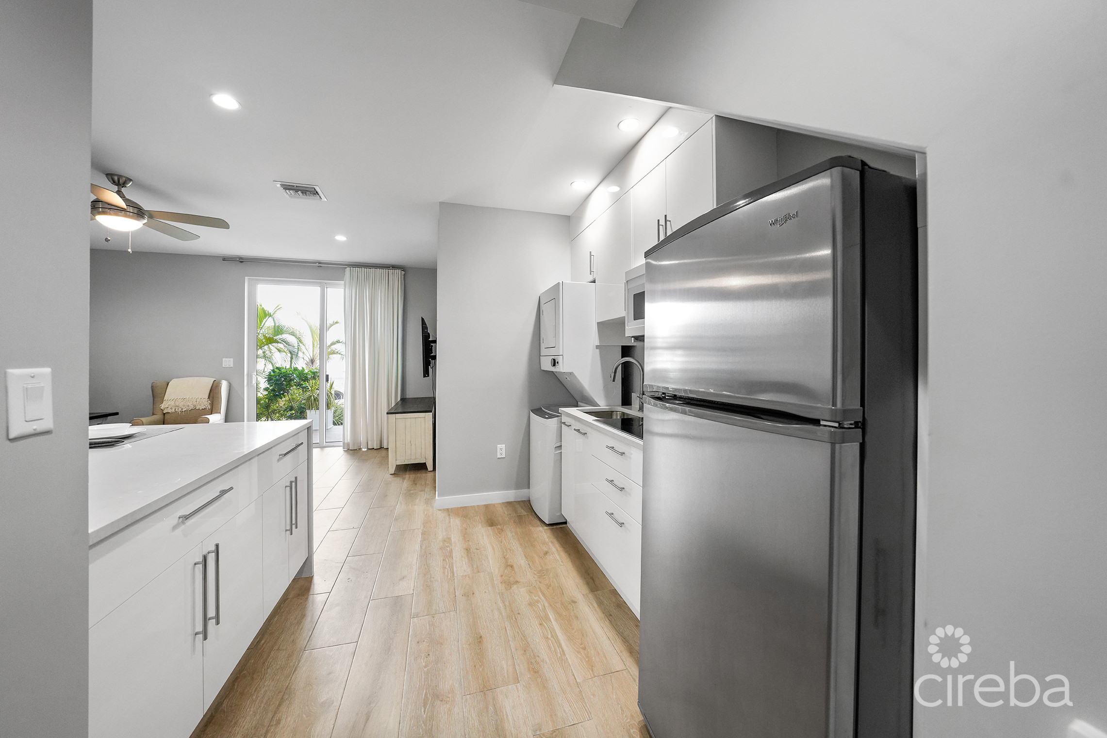 OCEAN CREST UNIT 21
