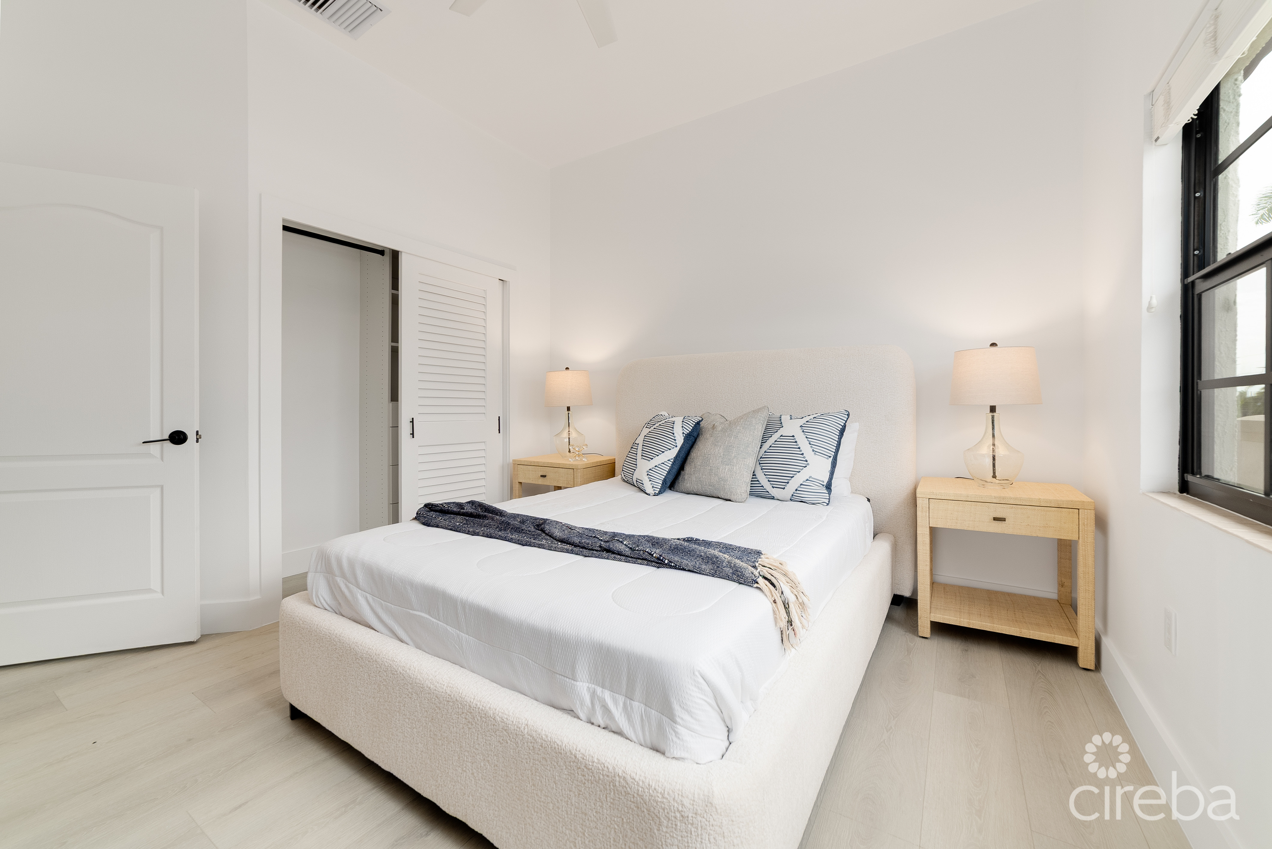 VISTA CARIBE- VENDOR PAYS STAMP DUTY!!!!