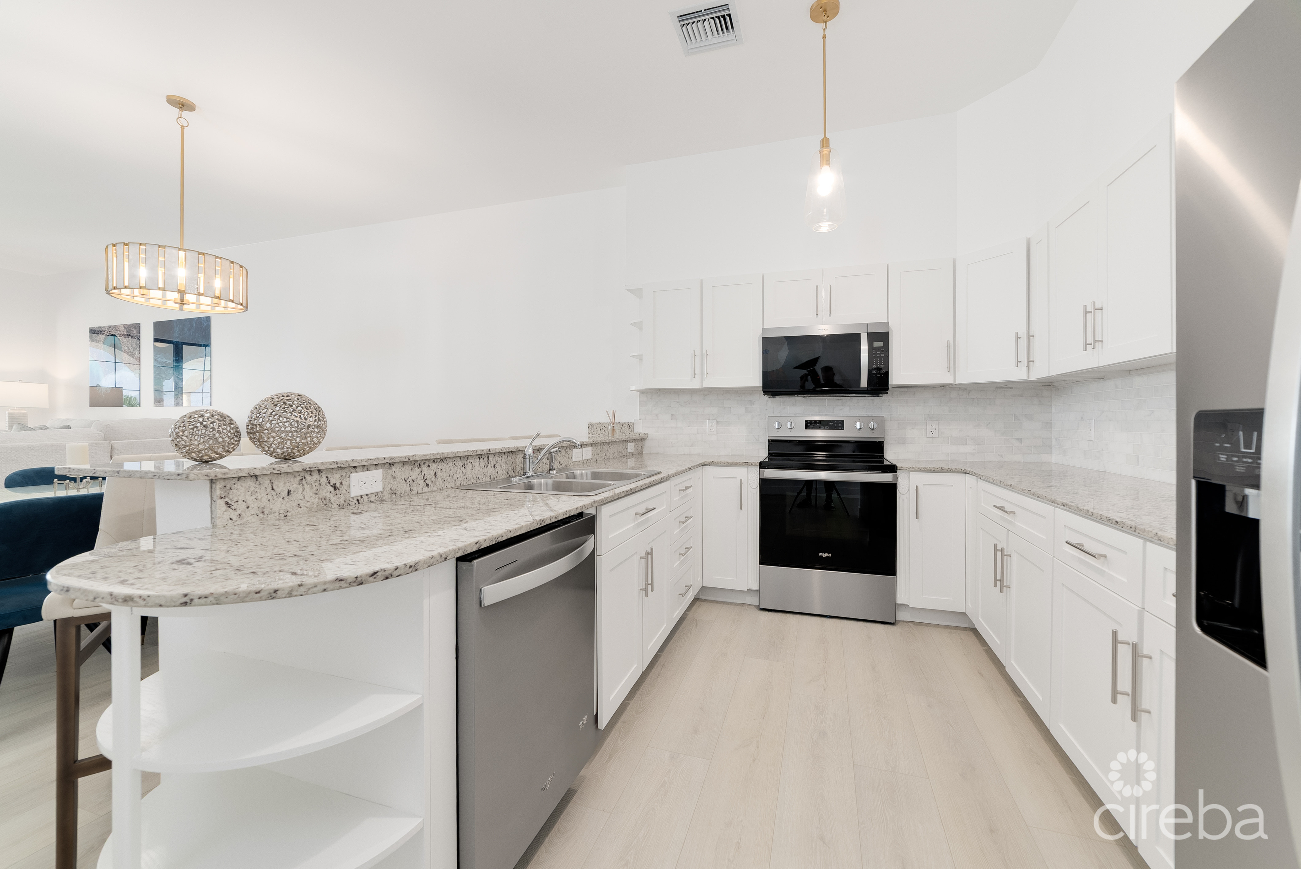 VISTA CARIBE- VENDOR PAYS STAMP DUTY!!!!