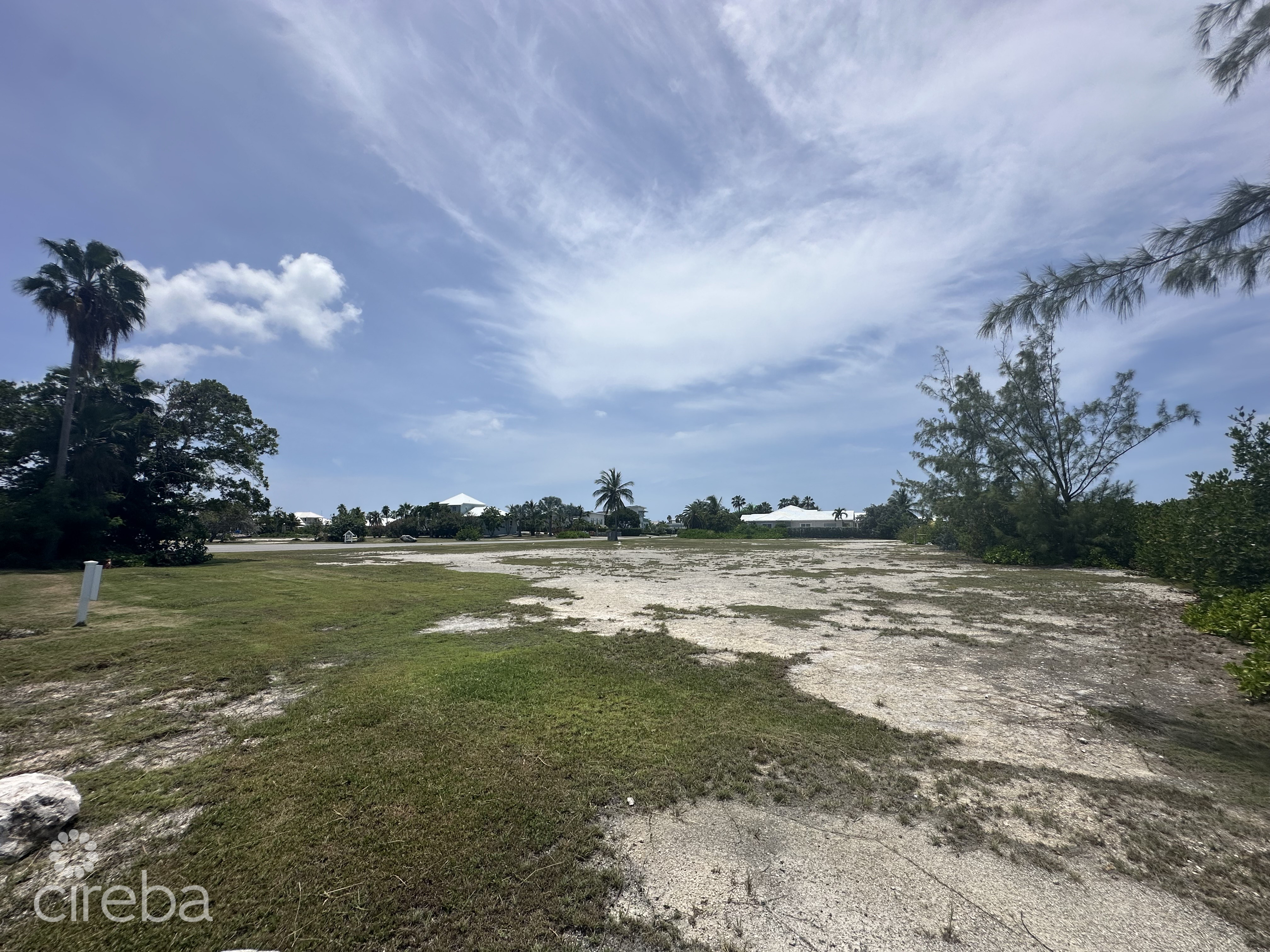 THE SHORES CANAL FRONT 0.4459ACRES – PRIME LOCATION
