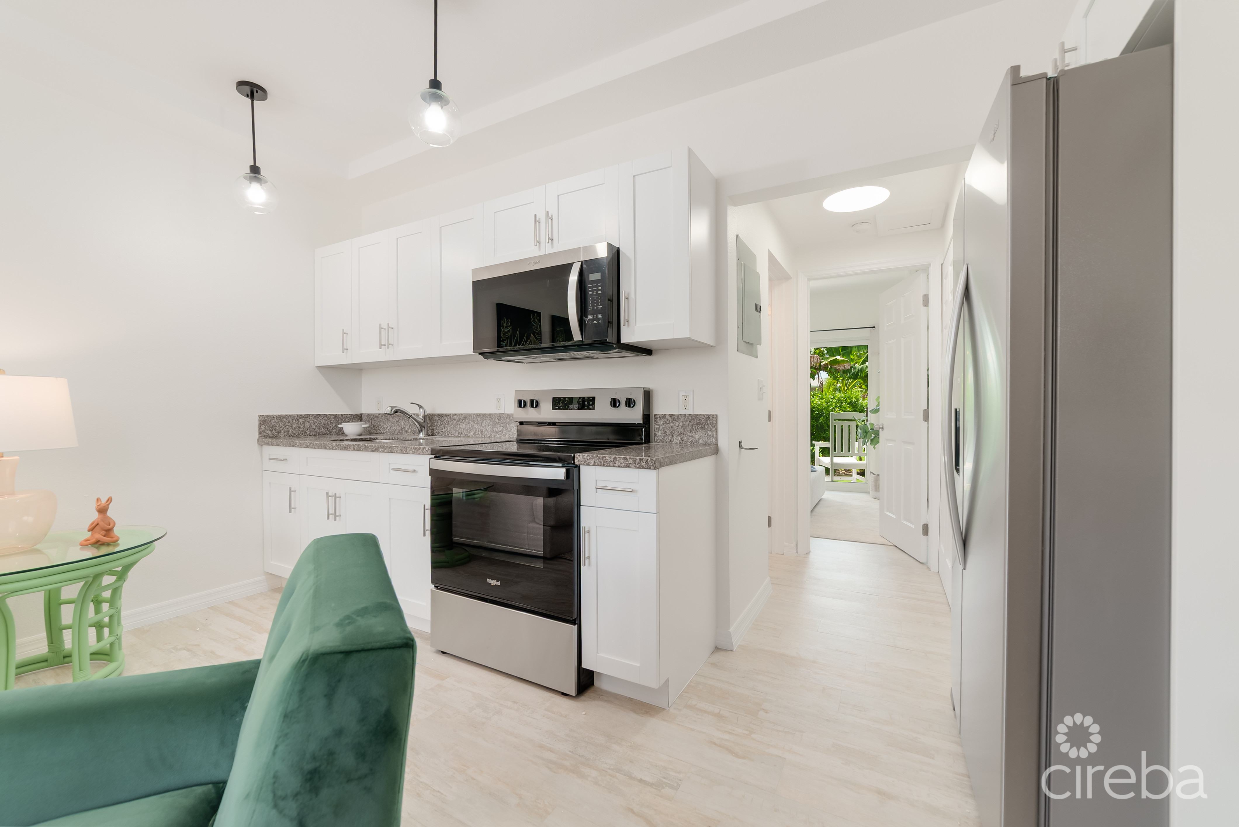 SANDSCAPE RESIDENCES #33