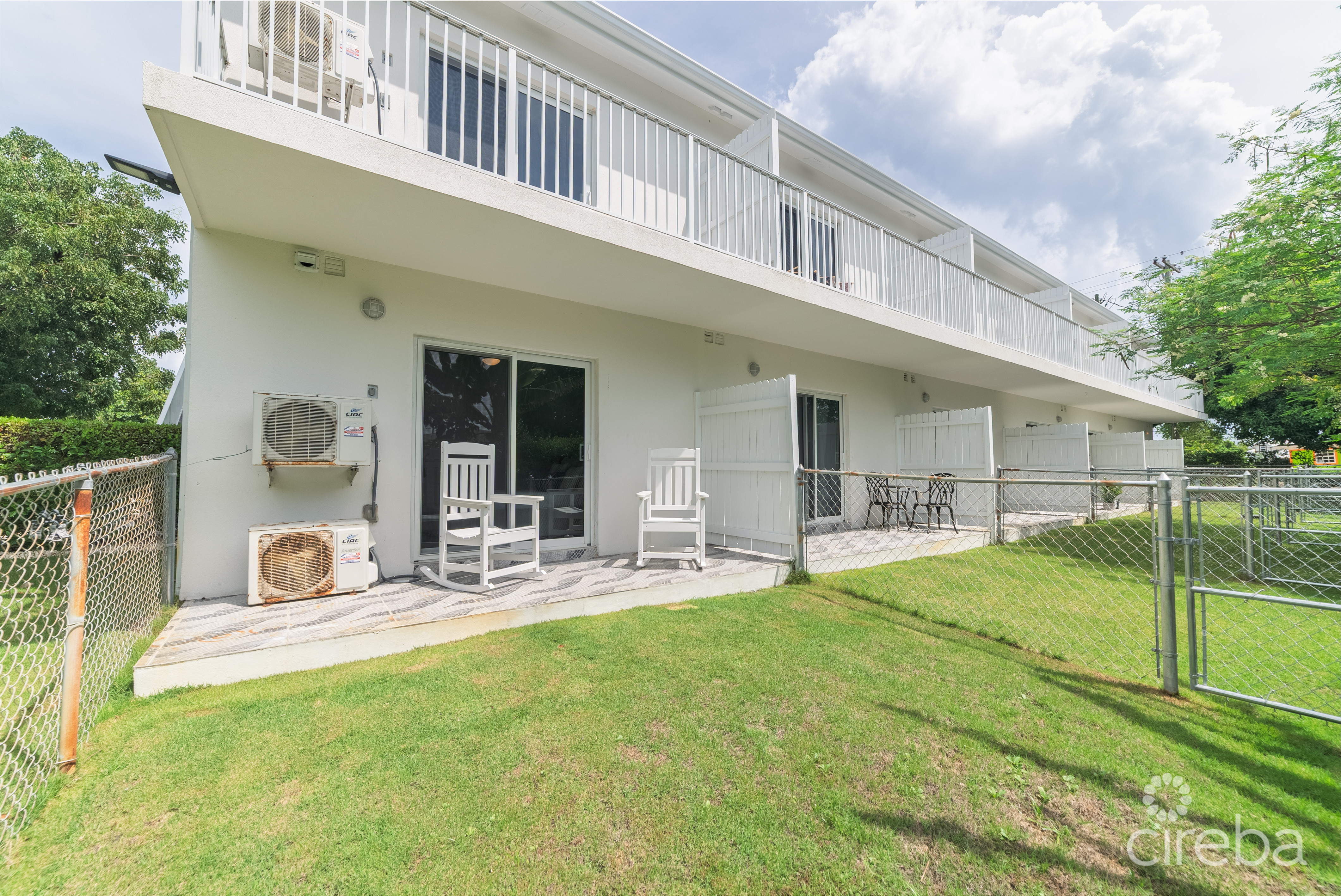 SANDSCAPE RESIDENCES #33