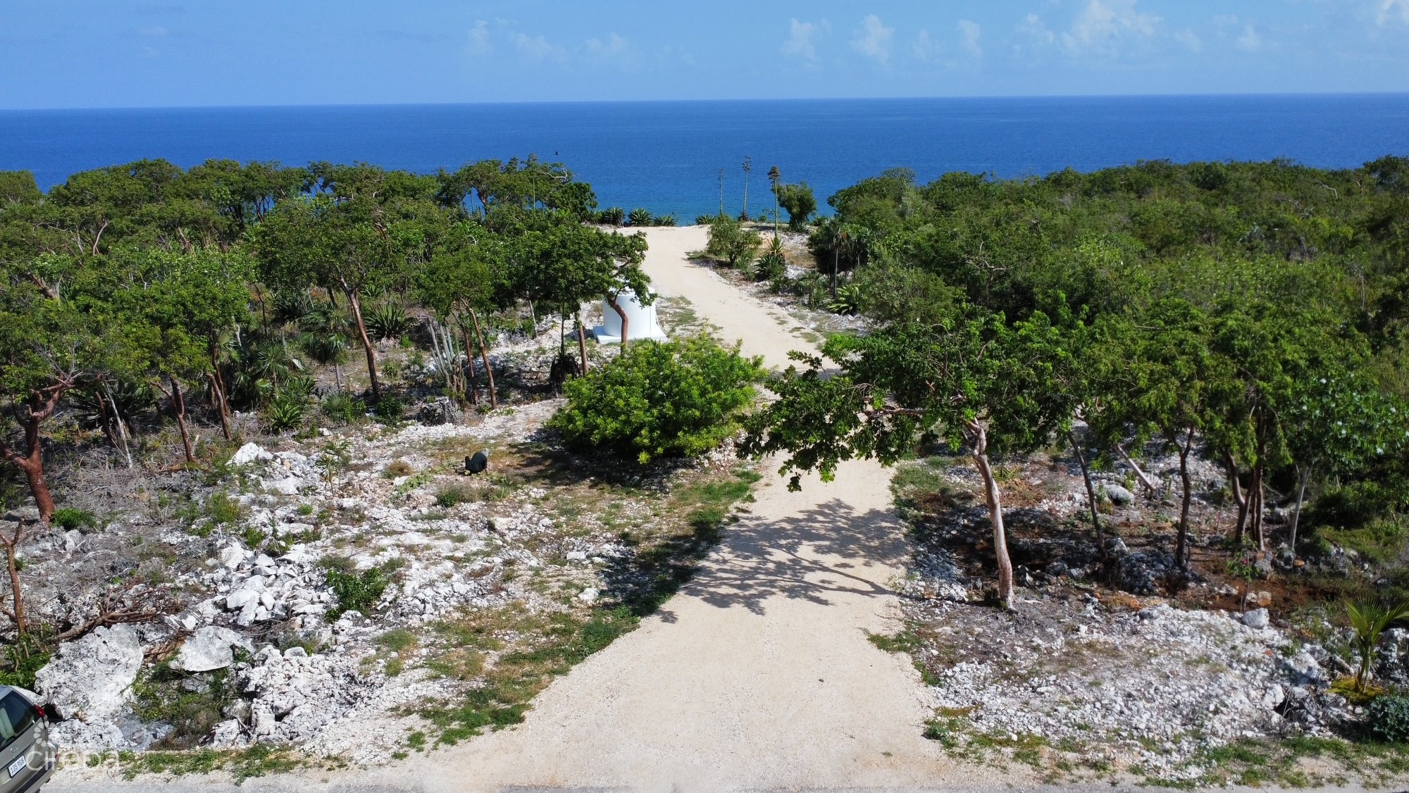 BLUFF LAND – CAYMAN BRAC EAST – LOT #6