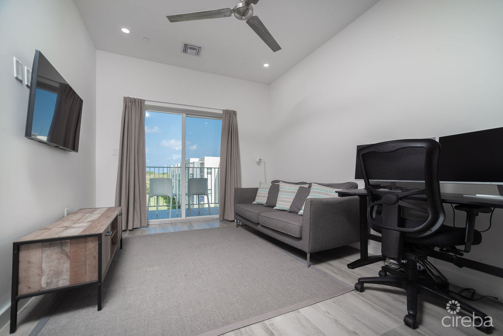 19 NORTH UNIT 315 – WITH LAKE VIEW