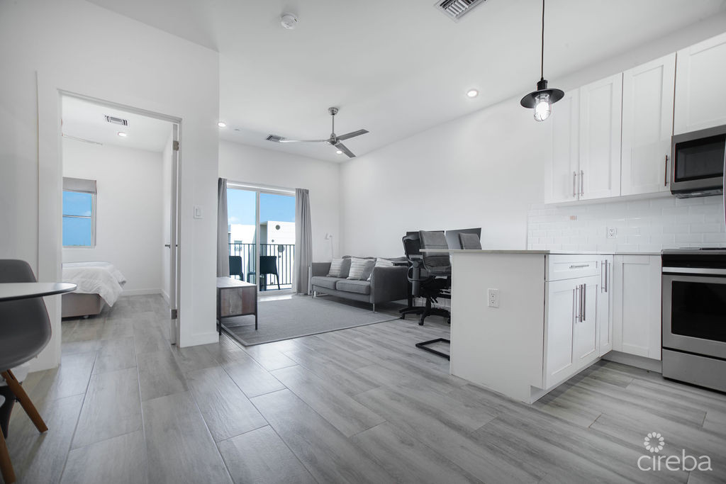 19 NORTH UNIT 315 – WITH LAKE VIEW