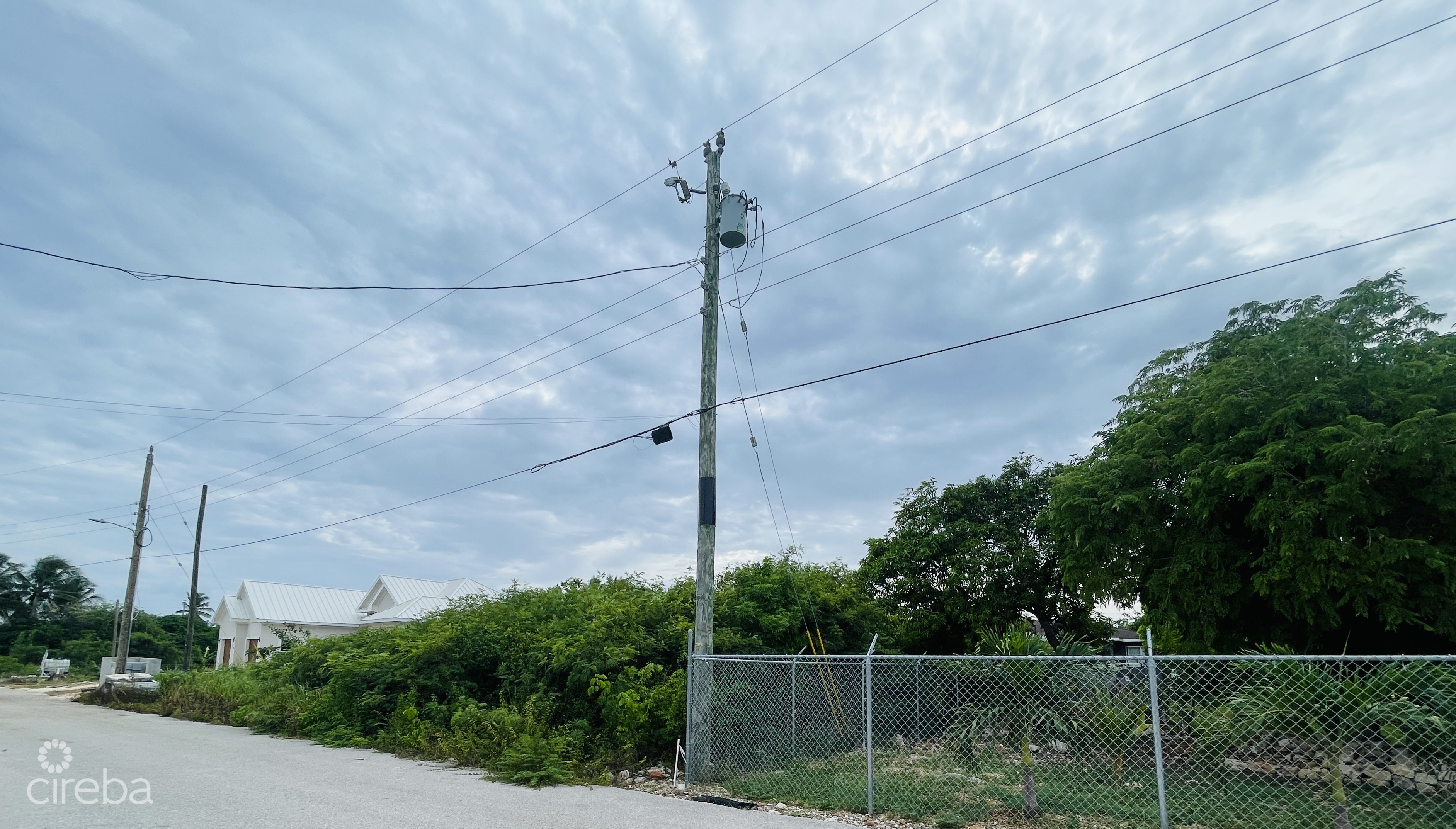LAND  .28 ACRES – NORTHWARD