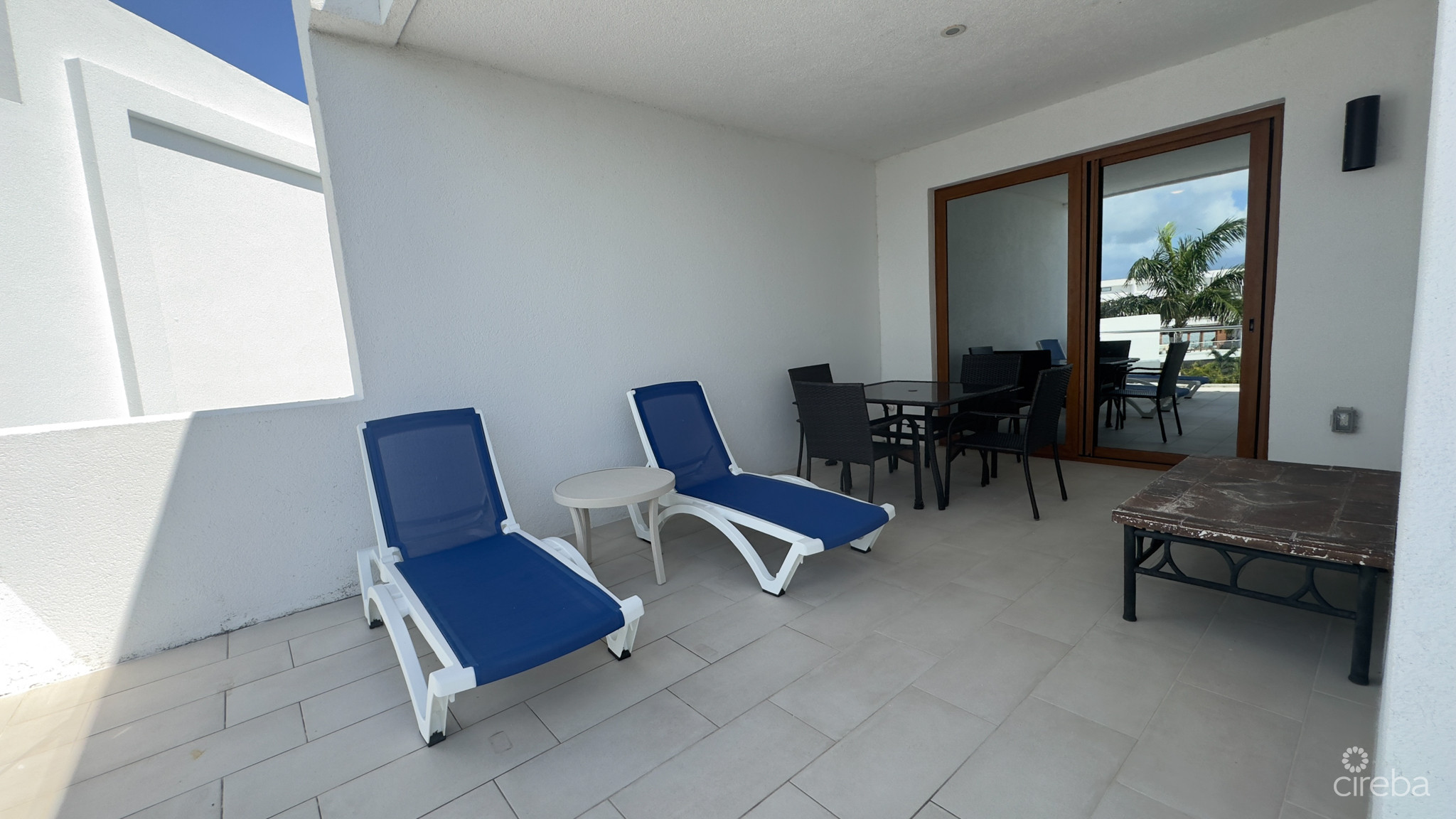 ARVIA CANAL FRONT 3BED