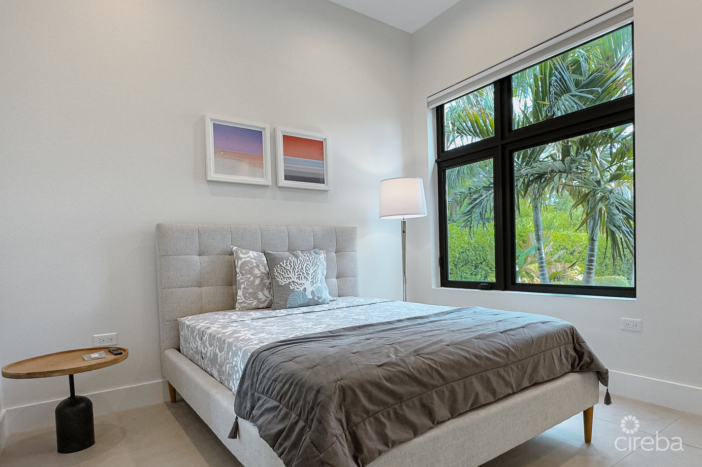 4 BED TOWNHOUSE WEST BAY
