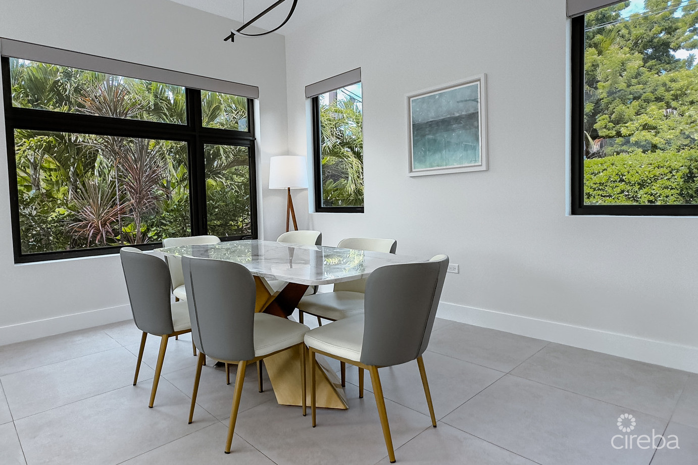 4 BED TOWNHOUSE WEST BAY