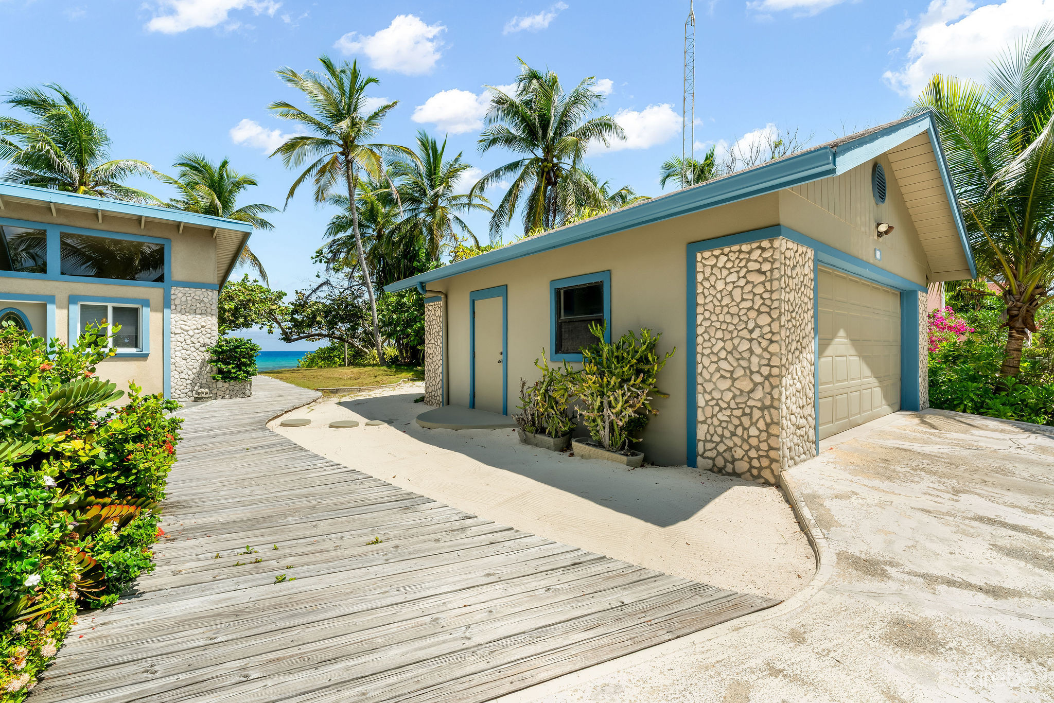 541 OLD ROBIN ROAD