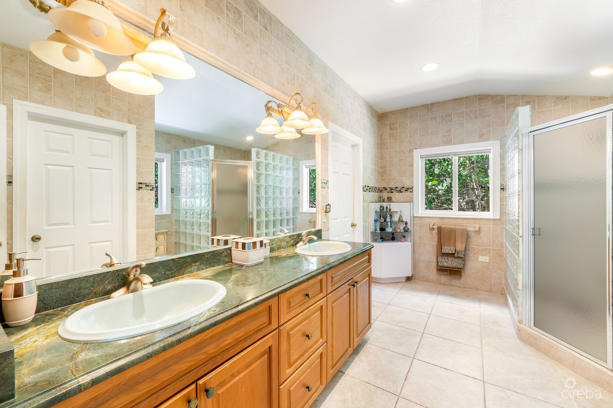 541 OLD ROBIN ROAD