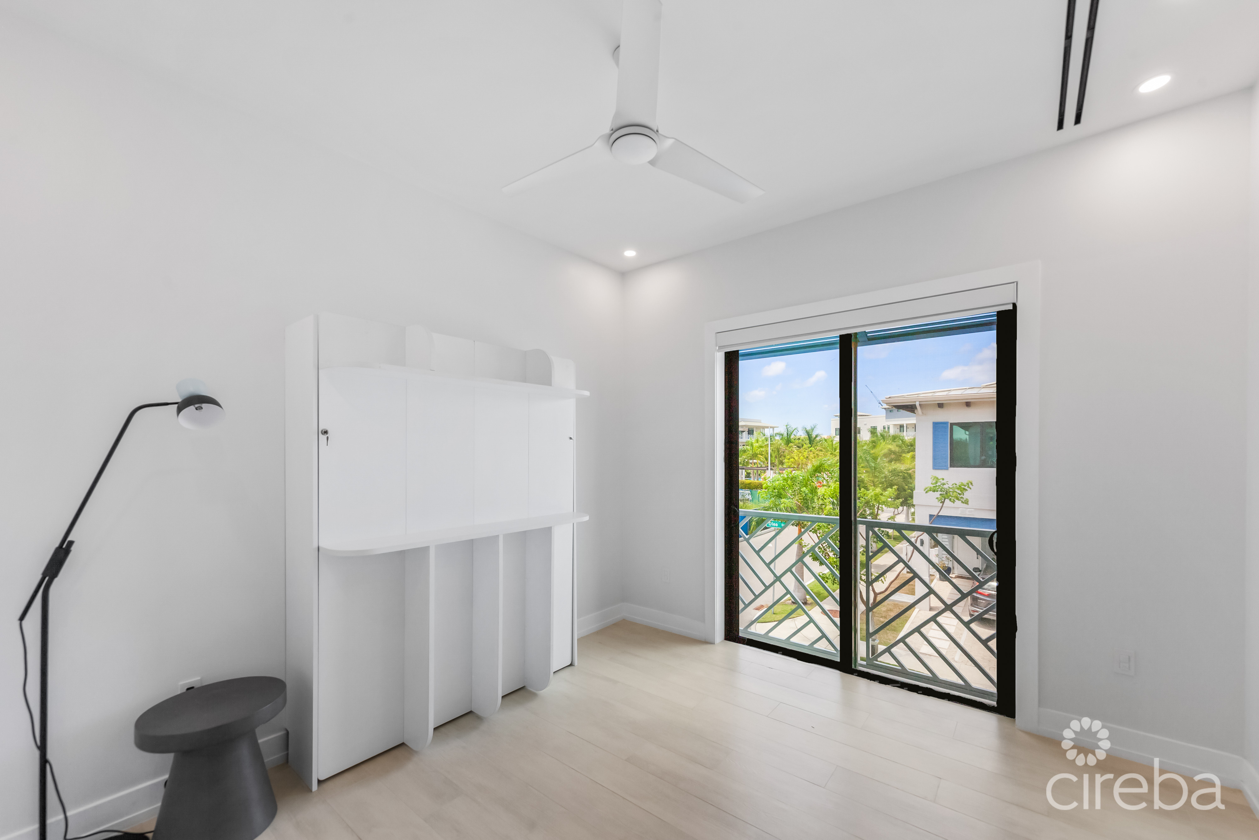 OLEA 112,  CANAL FRONT 4 BED DUPLEX
